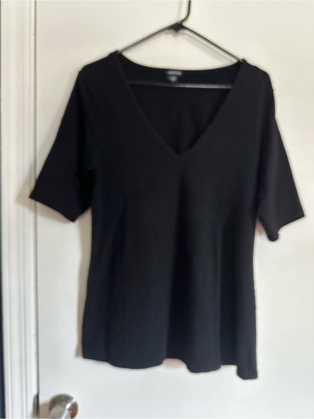 torrid Black V-Neck 3/4 Sleeve Tee Woman’s/ Size 1